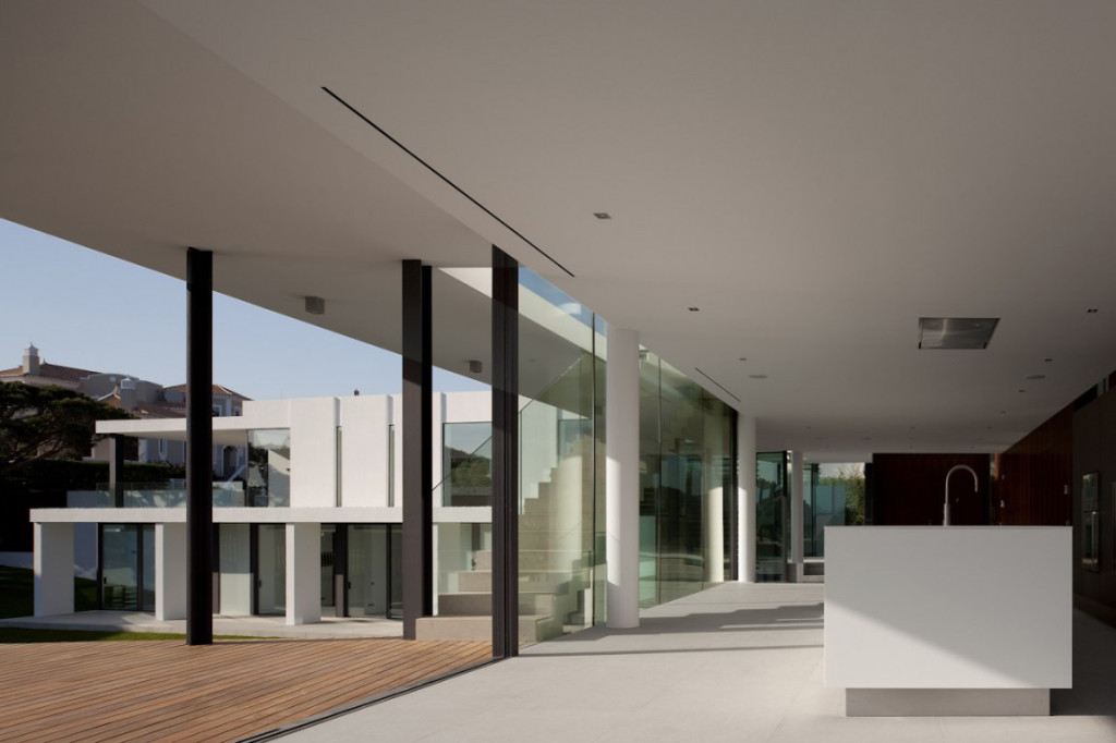 Modern-Home-Suspended-Pool-Portugal-Kitchen-Open-Plan