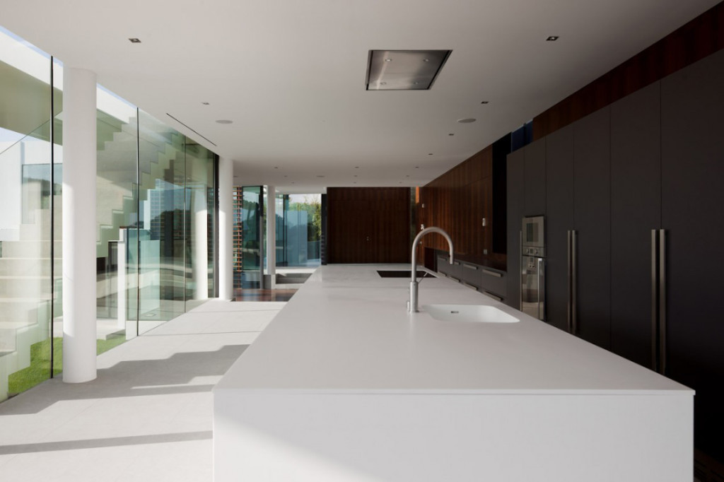 Modern-Home-Suspended-Pool-Portugal-Kitchen-White-Island