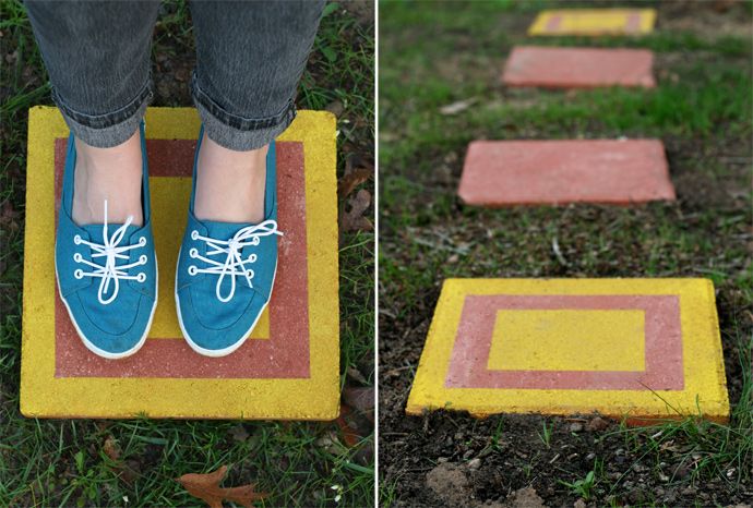 AD-Beautiful-DIY-Stepping-Stone-Ideas-To-Decorate-Your-Garden-29