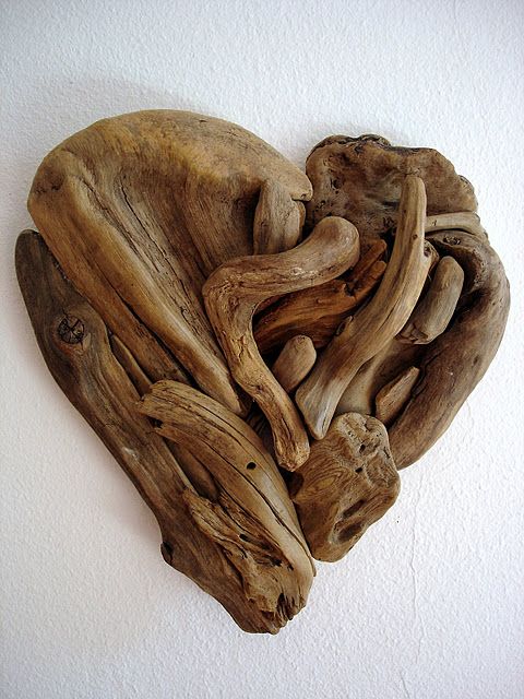 Wonderful DIY Projects You Can Do With Driftwood - The ART in LIFE