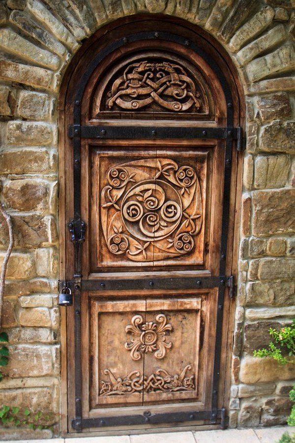 16 Splendidly Intricate Hand Carved Doors That You MUST SEE - The ART