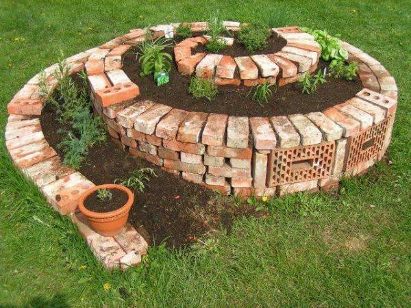 garden spiral creative outdoor place monotony break bricks called