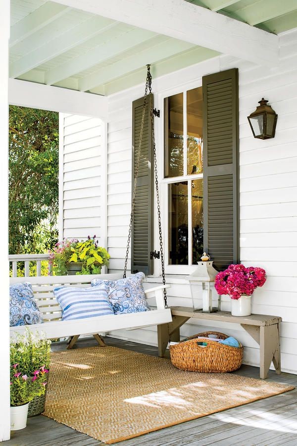 15 Pretty Ideas To Make Your Front Porch Welcoming And ...