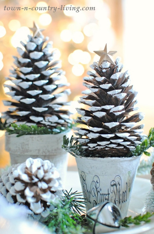 Pine Cone Christmas Trees