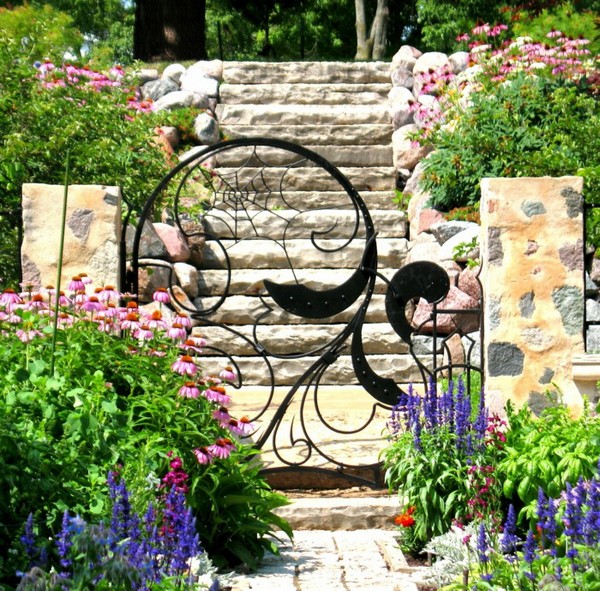 20 Aмazing Garden Gate Ideas Which Make a Great First Iмpression - The ART in LIFE
