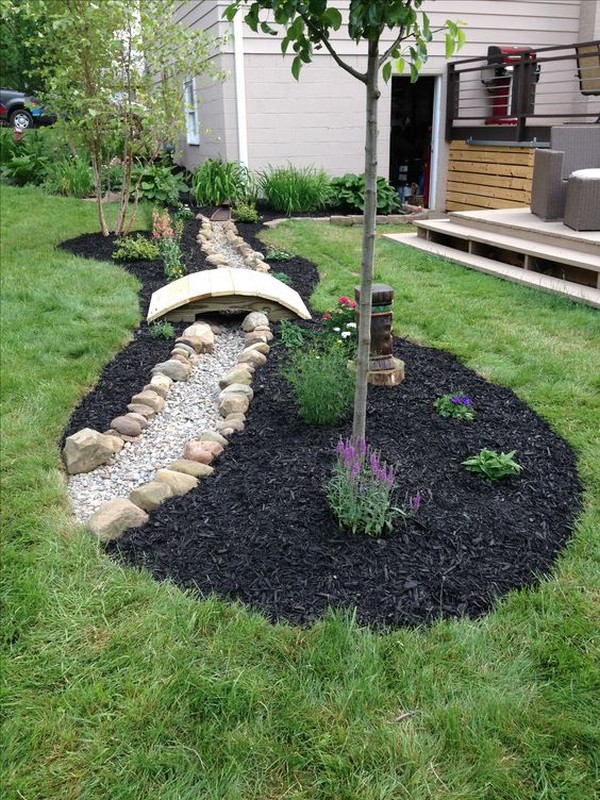 15 Stunning Dry Creek Landscaping Ideas That You Will Love - The ART in LIFE